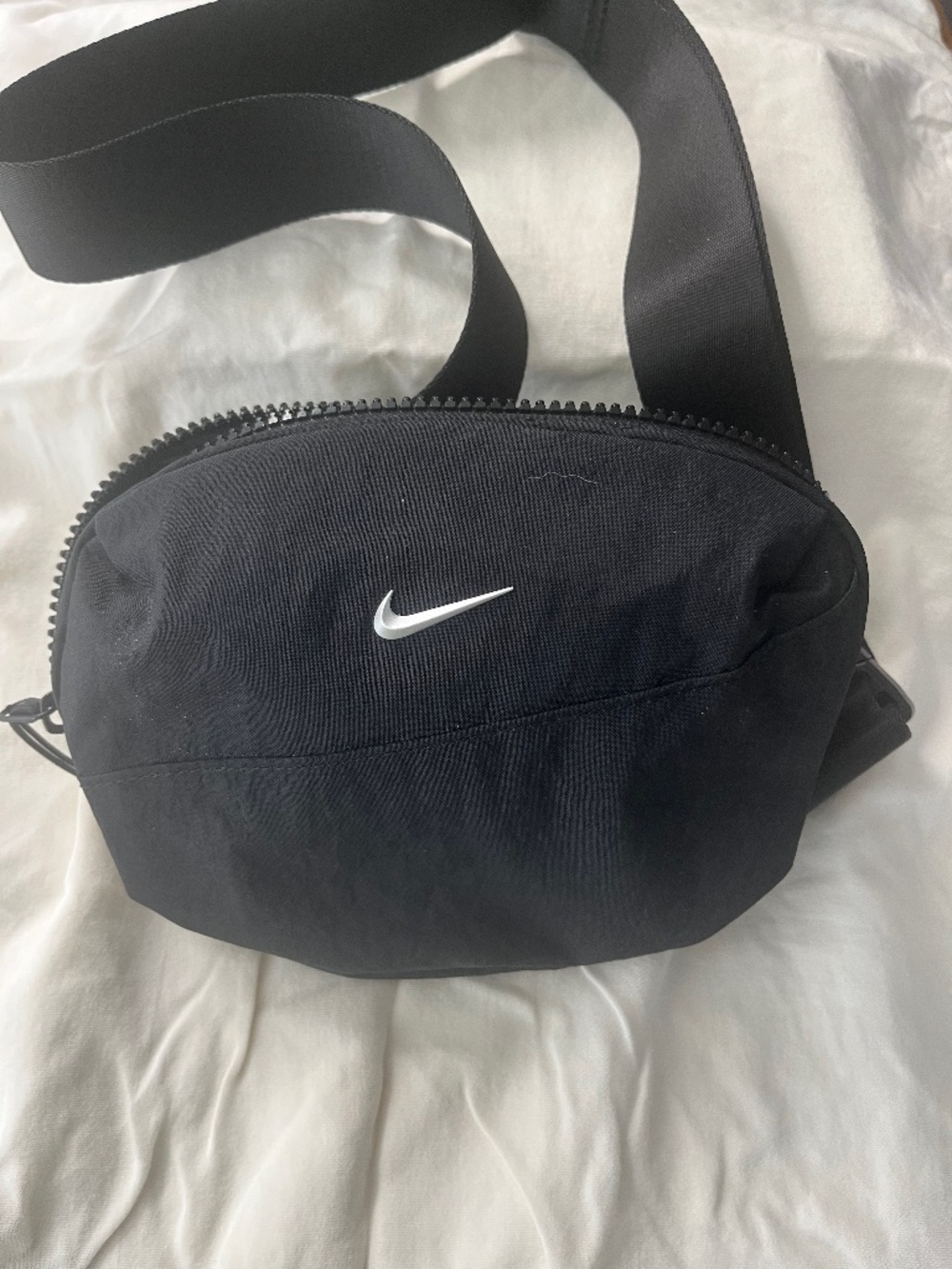 Nike Aura Cross body or waist bag Unisex